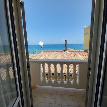 Al Giglio - Affittacamere Cariati Exteriör bild